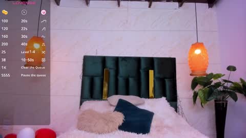 Snapshot of taissa_ chatting on February 16, 12:10 pm Taissa online show from February 16, 12:10 pm