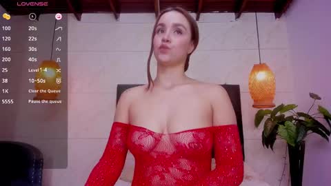 Snapshot of taissa_ chatting on March 12, 7:59 pm Taissa online show from March 12, 7:59 pm