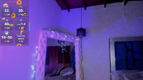 Snapshot of taissa_ chatting on October 22, 8:41 pm Taissa online show from October 22, 8:41 pm