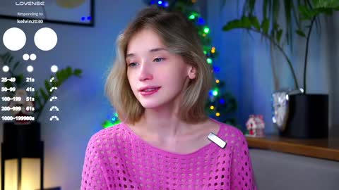 Mia online show from December 28, 1:29 am