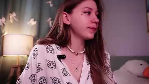 Molly online show from July 1, 3:52 am