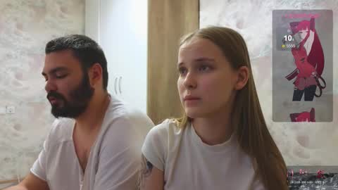 taiti_fox_cub online show from October 22, 5:45 pm