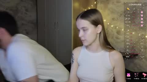 taiti_fox_cub online show from November 14, 6:28 pm