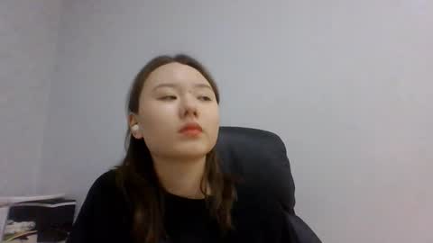 Snapshot of tajuanadelfelder chatting on November 28, 7:22 am Lily online show from November 28, 7:22 am