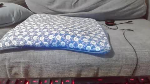 Edge Master Flash online show from December 21, 1:42 pm