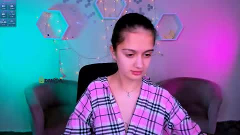 talia_seduce online show from November 6, 9:43 am