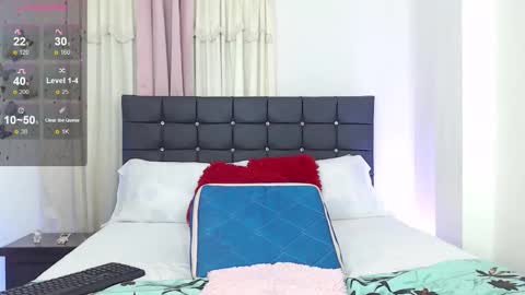 Snapshot of talianamoreno chatting on October 26, 1:44 am taliana modelo independiente online show from October 26, 1:44 am