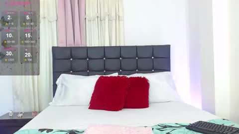 Snapshot of talianamoreno chatting on October 26, 11:31 pm taliana modelo independiente online show from October 26, 11:31 pm