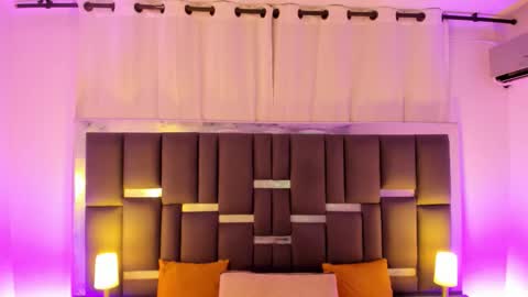 tali  online show from November 8, 5:56 pm