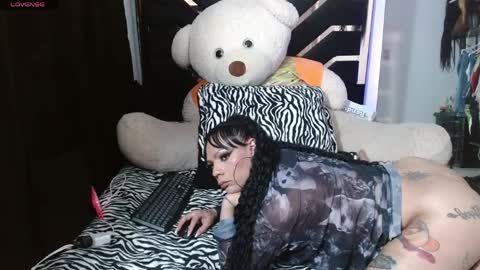 Snapshot of talianha chatting on May 9, 1:22 am talianha online show from May 9, 1:22 am