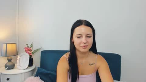 taliasensitive online show from September 19, 11:00 am