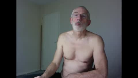 Jack Pierrot online show from October 22, 7:02 pm