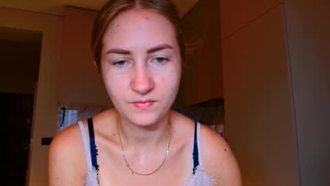  Kira  online show from November 10, 6:34 am