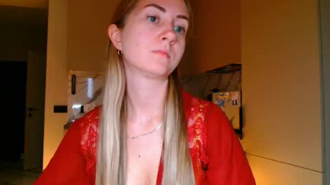  Kira  online show from November 20, 7:41 am