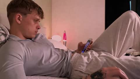 Colin online show from October 18, 4:26 am