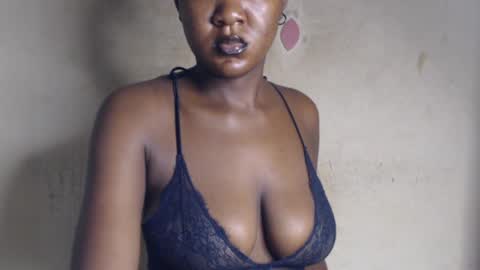 tall_choco online show from June 15, 8:27 am