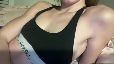tallandsexyyy online show from March 17, 10:18 am