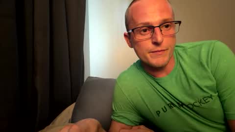 first stream was very fun grateful for every follow and super active chat online show from May 21, 4:14 pm