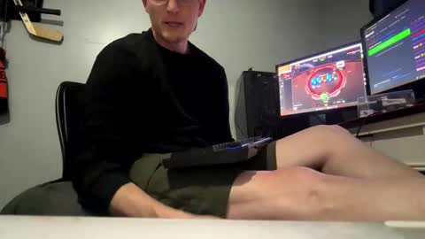 first stream was very fun grateful for every follow and super active chat online show from June 7, 9:02 am