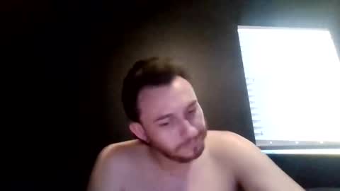 Snapshot of tallhungcloudyy chatting on June 4, 2:39 am tallhungcloudyy online show from June 4, 2:39 am