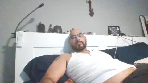 talllatino310 online show from October 12, 11:26 pm