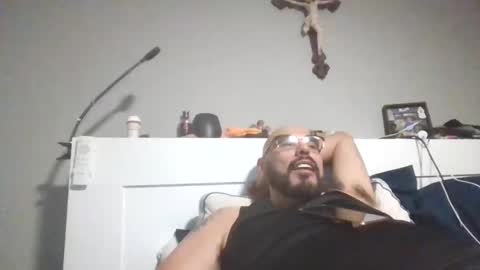 talllatino310 online show from October 24, 5:04 am