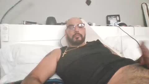 talllatino310 online show from November 8, 8:40 pm