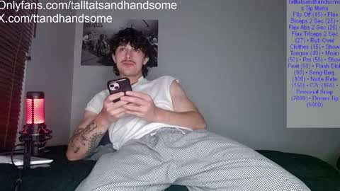 talltatsandhandsome2 online show from April 4, 2:43 am