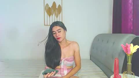 Snapshot of talyanarosa chatting on October 17, 8:06 am Talyana online show from October 17, 8:06 am