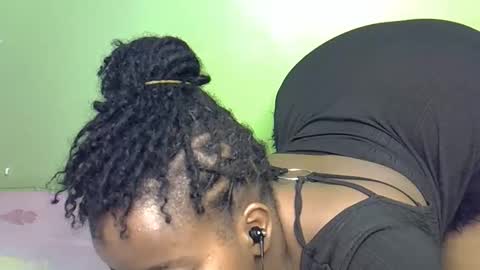 Snapshot of tamara_byb chatting on November 19, 6:52 pm tamara_byb online show from November 19, 6:52 pm