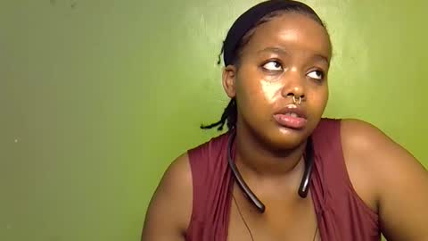 Snapshot of tamara_byb chatting on November 30, 8:18 am tamara_byb online show from November 30, 8:18 am