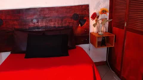    online show from December 7, 12:52 am