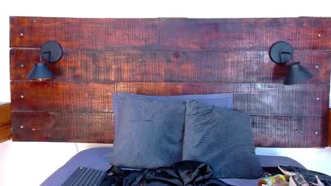    online show from January 14, 10:21 am