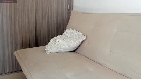 TAMARA SERRA online show from January 18, 7:04 pm