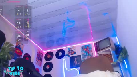 Snapshot of tamarafoxy_ chatting on September 27, 2:55 pm Tamara online show from September 27, 2:55 pm