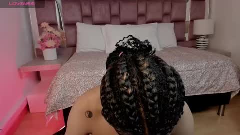 Tami online show from September 14, 11:15 pm