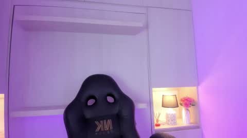 Tami online show from October 14, 7:47 pm