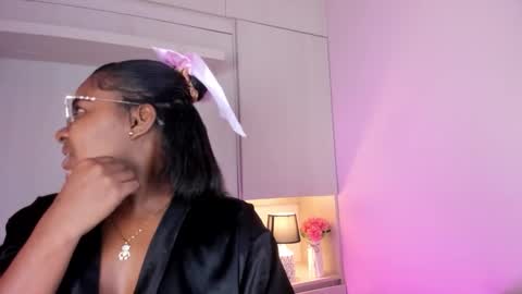 Tami online show from November 27, 7:49 pm