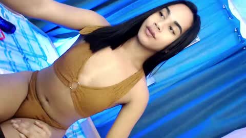 Snapshot of tamera_cummer0969 chatting on February 19, 11:57 pm tamera_cummer0969 online show from February 19, 11:57 pm