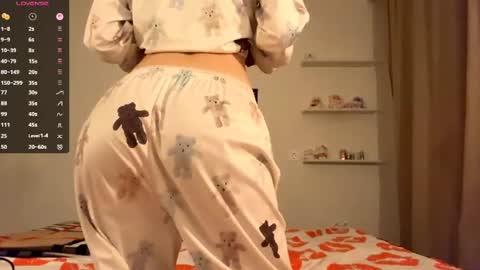 Monica online show from July 23, 1:09 pm