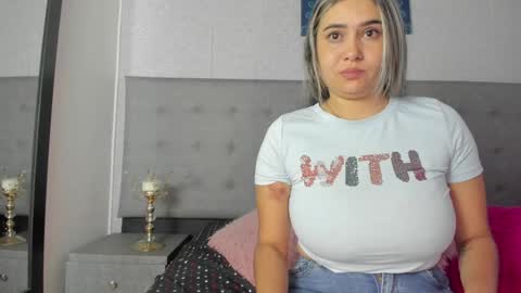 Snapshot of tami_vega chatting on January 6, 11:51 am Tamy Vega online show from January 6, 11:51 am