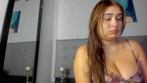 Snapshot of tami_vega chatting on January 10, 11:00 am Tamy Vega online show from January 10, 11:00 am