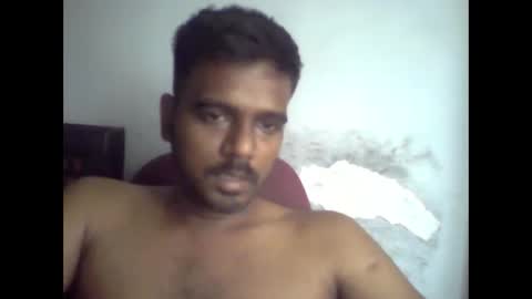 Snapshot of tamil_magan chatting on March 4, 12:33 pm INDIAN BLACK DICK online show from March 4, 12:33 pm