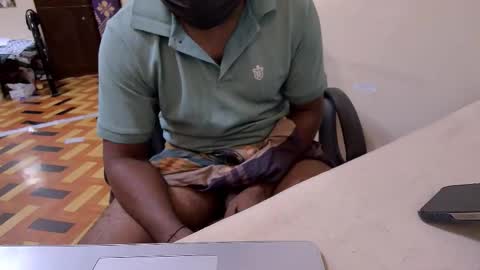 Snapshot of tamilan_da75 chatting on September 19, 8:16 am tamilan_da75 online show from September 19, 8:16 am
