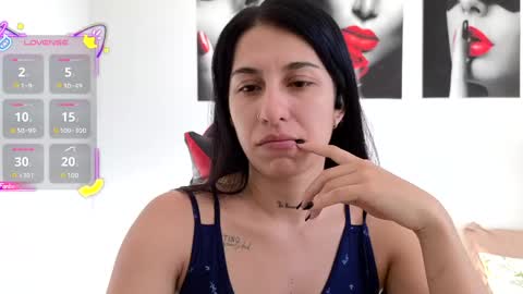 Snapshot of tammyandrade_ chatting on April 14, 12:44 pm tammy online show from April 14, 12:44 pm