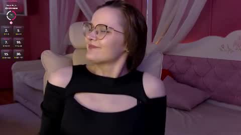 Tammy Mays online show from June 20, 6:33 pm