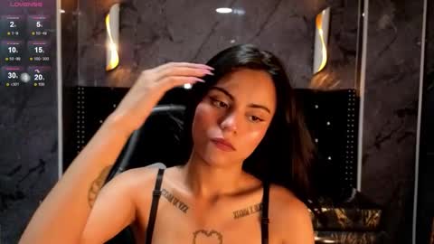 Snapshot of tamy_b_ chatting on March 30, 3:29 am tamy online show from March 30, 3:29 am