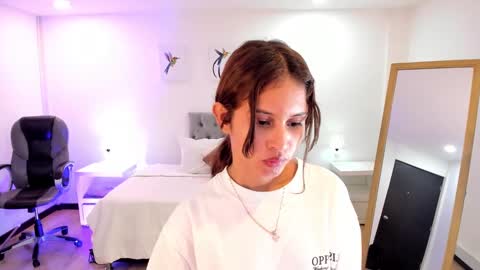 Snapshot of tamy_edwards chatting on March 6, 6:48 pm Tamy online show from March 6, 6:48 pm