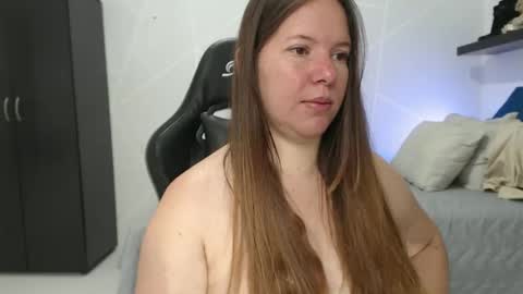 Snapshot of tamy_shine87 chatting on October 13, 2:39 pm Im Samy online show from October 13, 2:39 pm