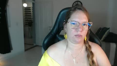 Im Samy online show from February 2, 1:37 am